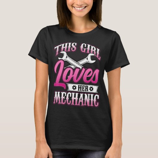 Dit meisje houdt van haar Mechanische Machinist Me T-shirt (Voorkant)
