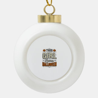 Dit meisje houdt van Halloween Vintage Shirt Desig Keramische Bal Ornament
