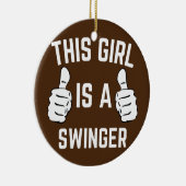 Dit meisje is een zwinger grappige koppels keramisch ornament (Rechts)