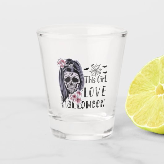 Dit meisje is verliefd op Halloween Shot Glas (Voorkant)