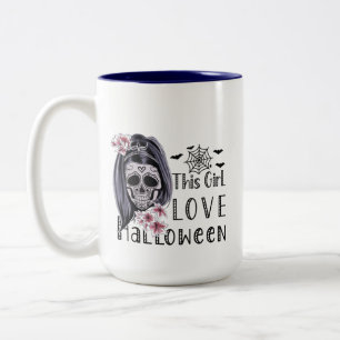 Dit meisje is verliefd op Halloween Tweekleurige Koffiemok