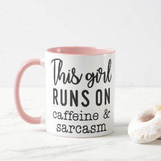 Dit meisje loopt op cafeïne en sarcasme Grappig Mok