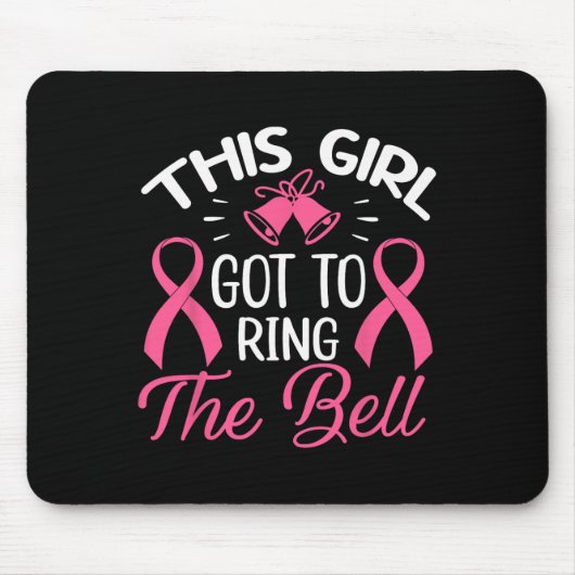 Dit meisje moet de bell Chemo Afstudeerder Breast Muismat (Voorkant)
