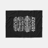 Dit meisje werd geboren in augustus 2010. fleece deken (Voorkant (Horizontaal))