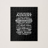 Dit meisje werd geboren in augustus 2010. legpuzzel (Verticaal)