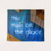 Dit moet de plaats zijn waar NEON Sign Funny Wandkleed (Voorkant (horizontaal))