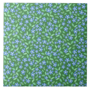 Ditsy Bright Blue Periwinkles op Green Floral Tegeltje