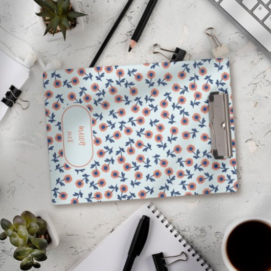 Ditsy Coral Daisies – Mini Floral Seamless Pattern Klembord