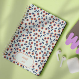 Ditsy Coral Daisies – Mini Floral Seamless Pattern Notitieboek