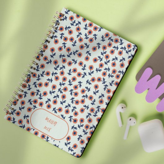 Ditsy Coral Daisies – Mini Floral Seamless Pattern Notitieboek