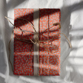 Ditsy White Daisies & Cobalt Leaves – Mini Floral Inpakpapier Vel