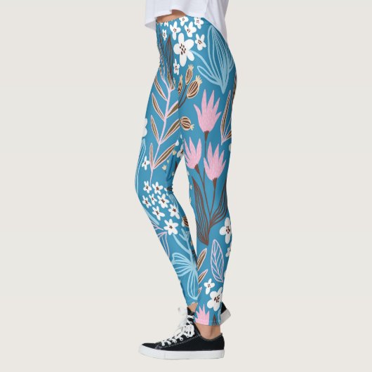 Ditzy Floral:  lentedesign. Leggings (Links)