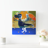 DIVA IN BLAUW, BEAUTY MODE MONOGRAM VIERKANTE KLOK (Huis)