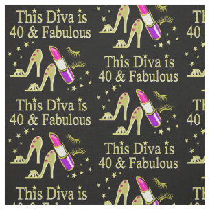 DIVA IS 40 EN FANTASTISCH GOUDEN HOGE HAK ONTWERP STOF