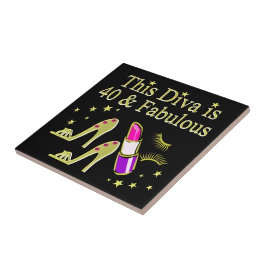 DIVA IS 40 EN FANTASTISCH GOUDEN HOGE HAK ONTWERP TEGELTJE (Zijkant)