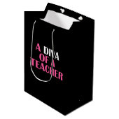"DIVA VAN EEN TEACHER" MEDIUM CADEAUZAKJE (Voorkant Gekanteld)