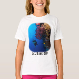 Diver en zacht koraal op het Great Barrier Reef T-shirt