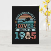 Diver, geboren in 1985 40th Birthday Diving Gift D Kaart (Gele Bloem)