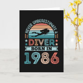 Diver, geboren in 1986 40th Birthday Diving Gift D Kaart (Gele Bloem)