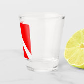 Diver naar beneden duikende vlag shot glas (Rechts)