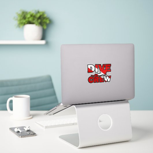 Divercrew duikvlag sticker (Laptop op bureau)
