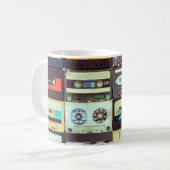 Diverse audiocassettes koffiemok (Voorkant links)