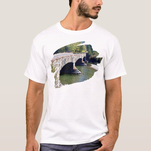 Divide Creek-brug T-shirt (Voorkant)