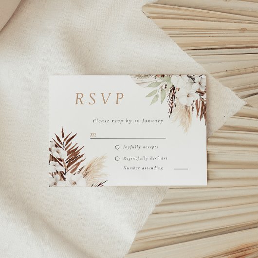 Divine Boho White Floral All Seasons Wedding RSVP Kaartje
