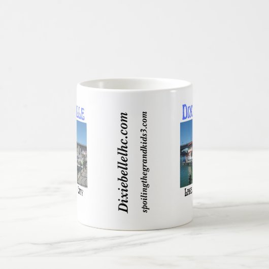 Dixie Belle Paddle Boat Coffee Mok (Center)