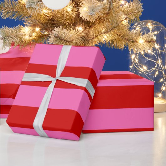DIY-kleur XL Preppy Stripe Red Hot Pink Cadeaupapier (Feestdagen)