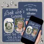 DIY Kleuren · Kijk Wie is 65 Verjaardagsfeestje 2  Save The Date<br><div class="desc">Kijk eens wie er 65 wordt! Nodig familie en vrienden uit voor een aankomende 65e verjaardagsviering met een elegante aangepaste foto, sla de uitnodigingen voor het datumfeest op. Afbeeldingen en formuleringen over deze sjabloon zijn eenvoudig te personaliseren. De marineblauwe en witte kleuren voor de achtergrond, tekst en getalcontouren kunnen allemaal...</div>