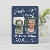 DIY Kleuren · Kijk Wie is 75 Verjaardagsfeest 2 Fo Kaart (Staand voorkant)