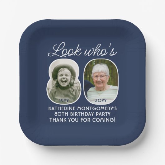 DIY Kleuren · Kijk Wie is 80 Verjaardagsfeest 2 Fo Papieren Bordje (Voorkant)