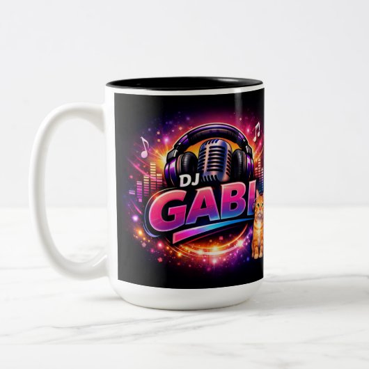 DJ GABI 2 Tweekleurige koffiemok (Links)