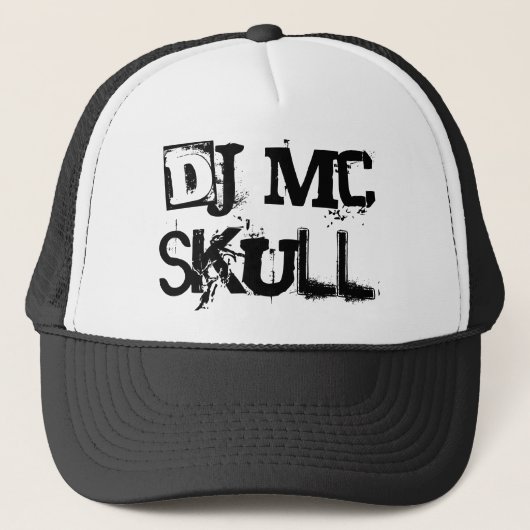 DJ MC SKULL TRUCKER PET (Voorkant)