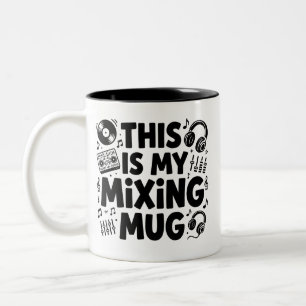 DJ Mengbeker   Grappige muziek liefhebber koffieko Tweekleurige Koffiemok