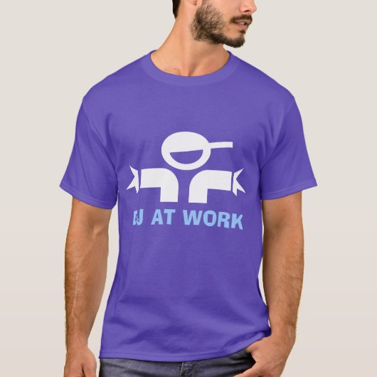 DJ op het werk t-shirt voor de dee jays (Voorkant)