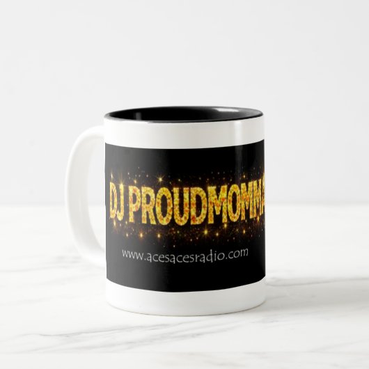 DJ Proudmomma Mok (Voorkant links)