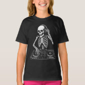 DJ Skeleton playing the live music T-shirt (Voorkant)