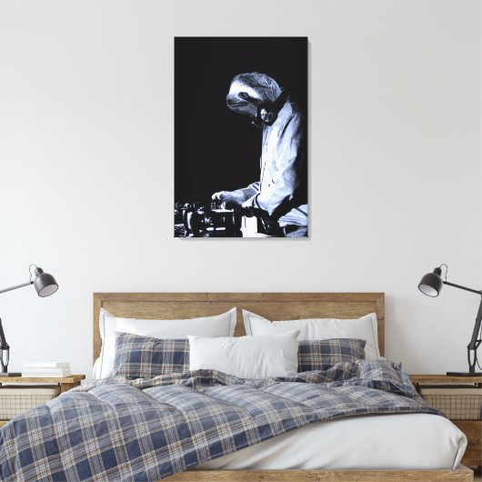 DJ Sloth Canvas afdrukken (Insitu (Slaapkamer))