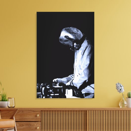 DJ Sloth Canvas afdrukken (Insitu (Woonkamer))