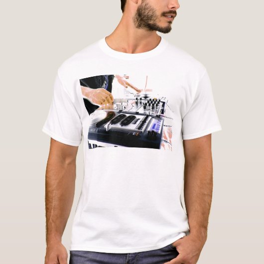 DJ-systeem T-shirt (Voorkant)