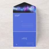 DJ Techno Dance Party BarAlles in een bruiloft uit All In One Uitnodiging (Buitenkant)