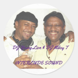 DJ YOUNG LION & DJ MIKEY T RONDE STICKER