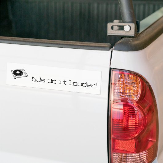 DJ's doen het luider! Bumpersticker (Op Truck)
