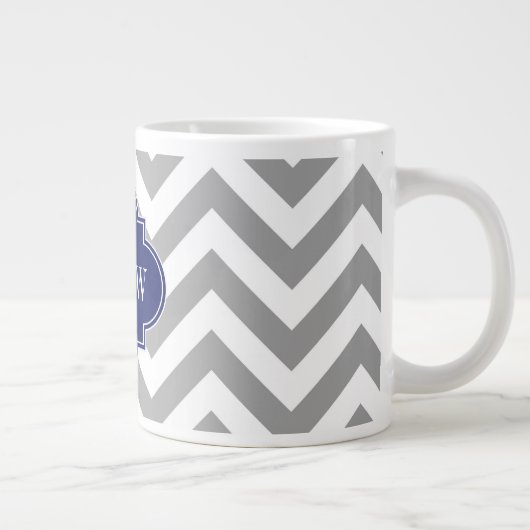 Dk Gray Lg Chevron Navy Quatrefoil 3 Monogram Grote Koffiekop (Rechts)