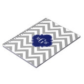 Dk Gray Lg Chevron Navy Quatrefoil 3 Monogram Notitieboek (Linkerzijde)
