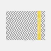 Dk Gray White LG Chevron Pineapple Naam Monogram Fleece Deken (Voorkant (Horizontaal))