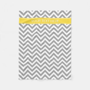 Dk Gray White LG Chevron Pineapple Naam Monogram Fleece Deken
