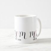 DMom Opgericht Black Pink Script Nieuwe Moeder Cad Koffiemok (Voorkant rechts)